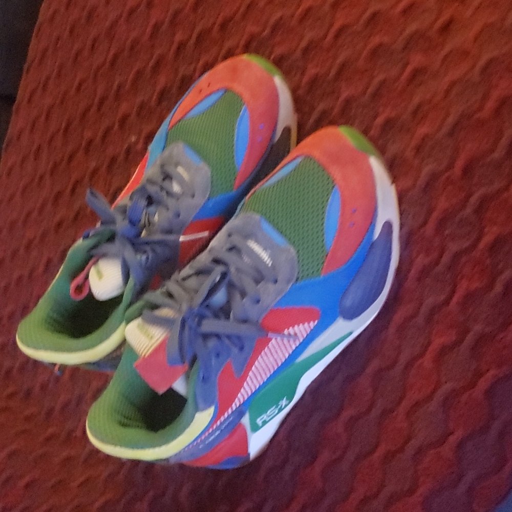 Puma Sneakers